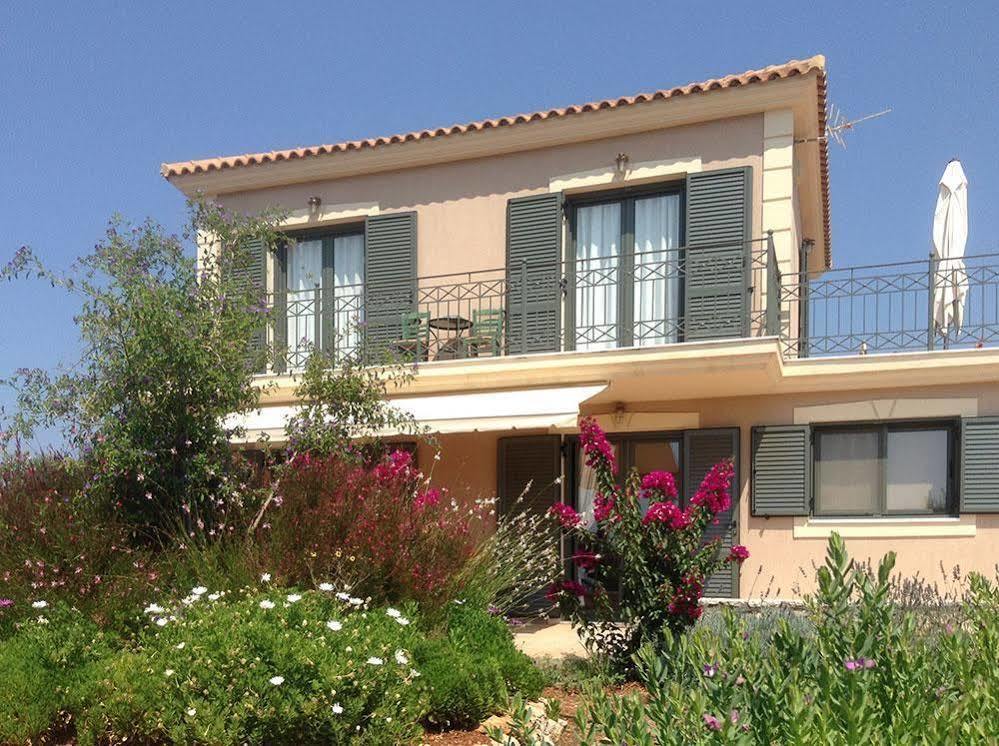 Korallis Villas Livathos  Buitenkant foto