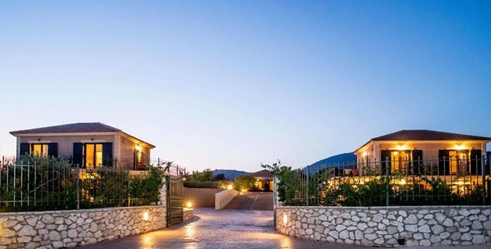 Korallis Villas Livathos  Buitenkant foto