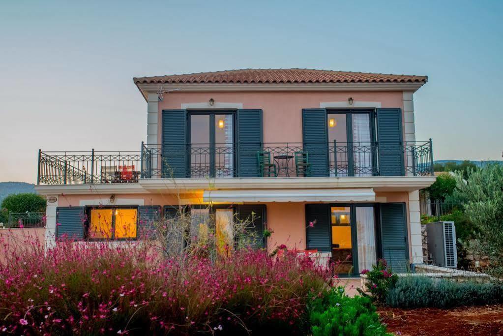 Korallis Villas Livathos  Buitenkant foto